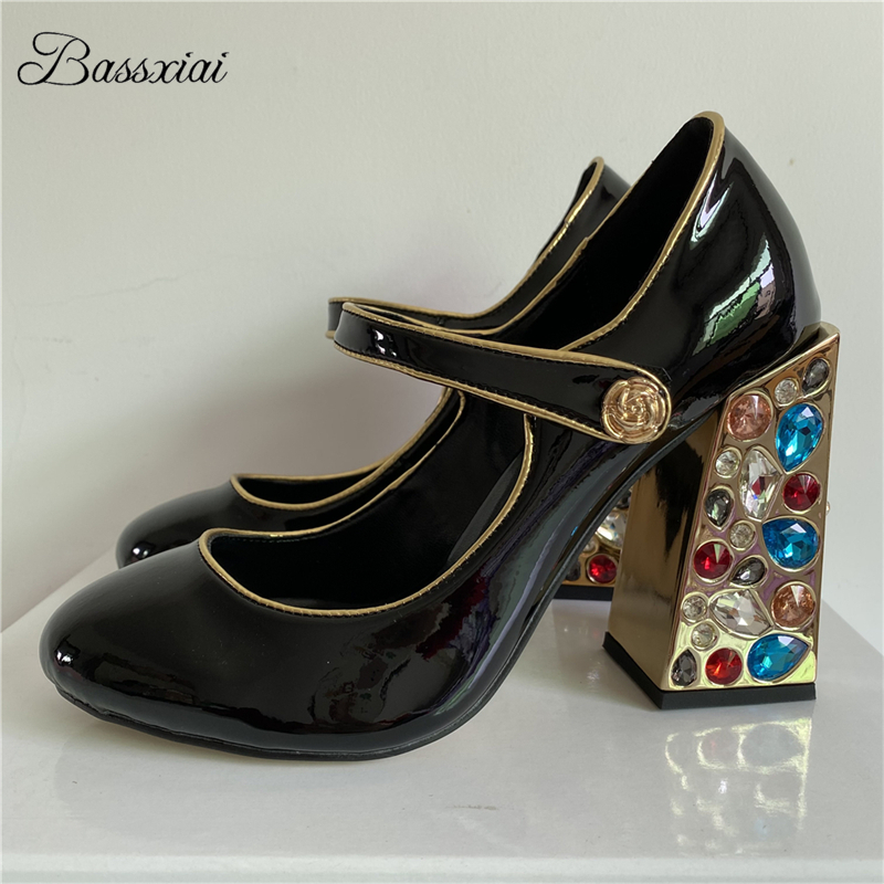 Escarpins à talons hauts carré - Leather Classic Strap avis et prix